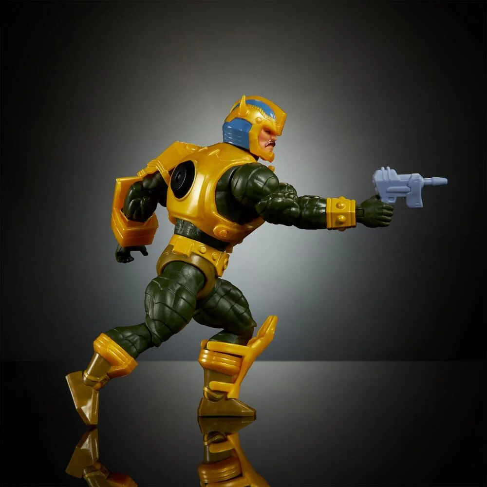 FIGURA MAN-AT-ARMS BUMBLEBEE TRANSFORMERS X MASTERS OF THE UNIVERSE - Image 6