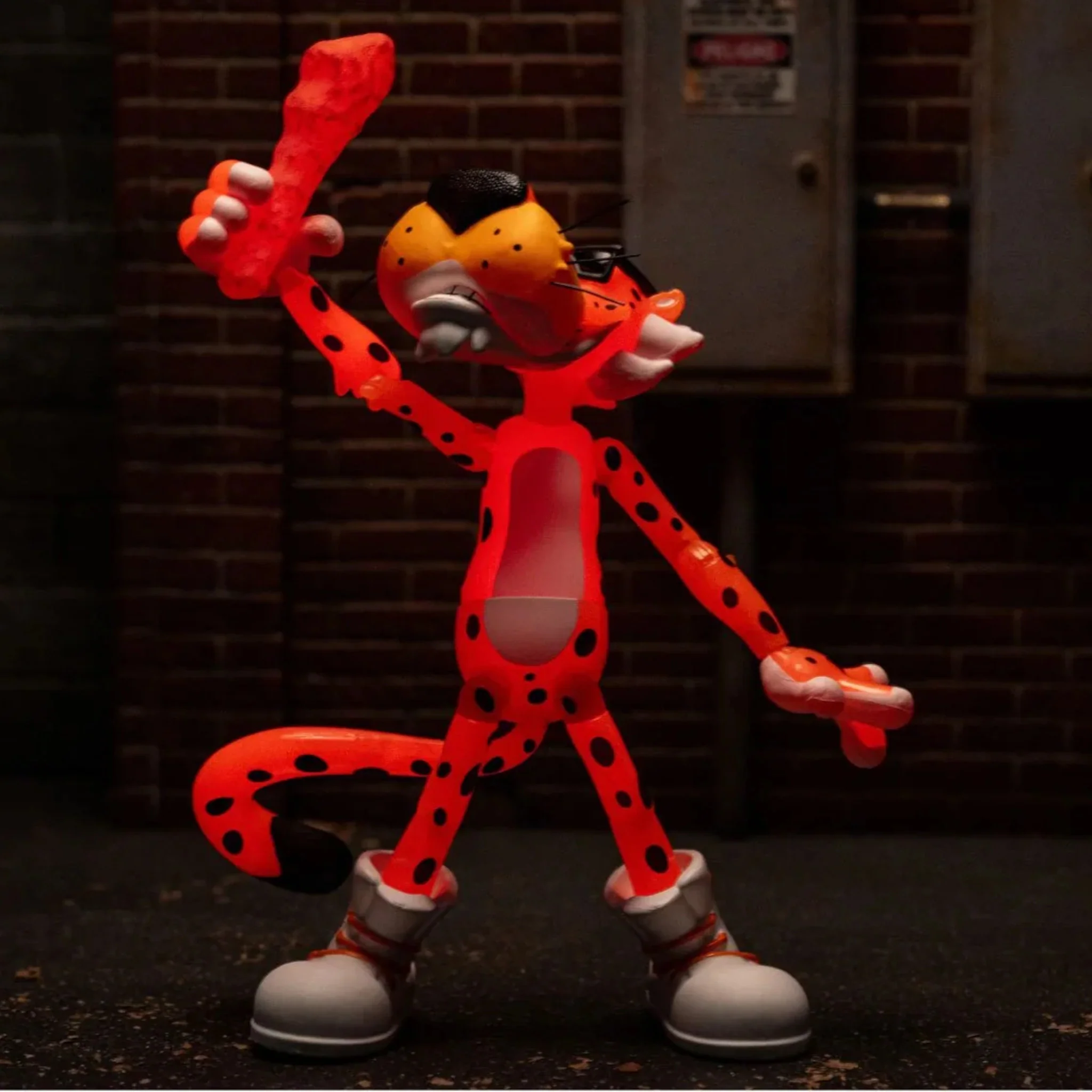 JADA 5" CHESTER CHEETAH CHEETOS CRUNCHY FLAMIN' HOT GLOW IN THE DARK - ACTION FIGURE - Image 3