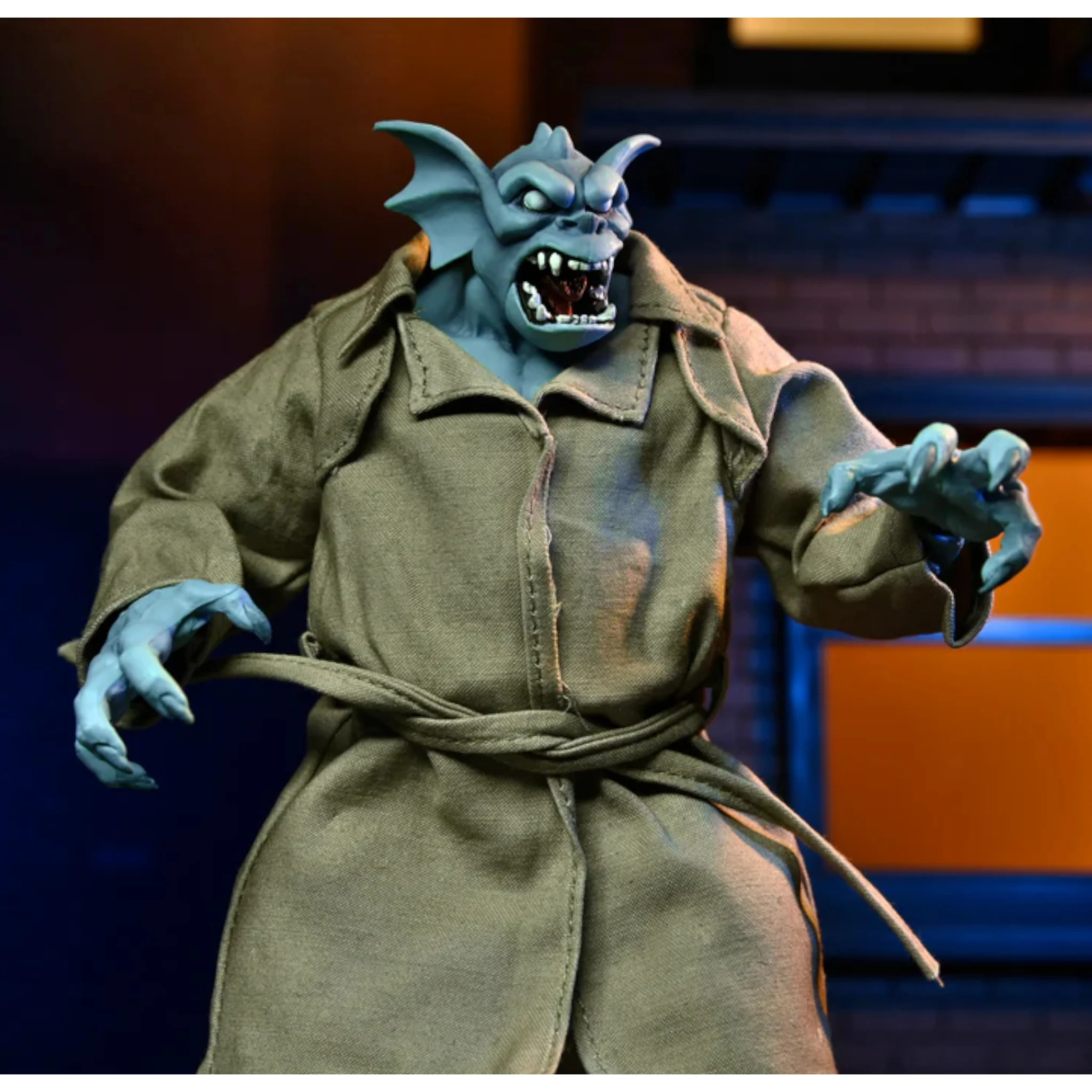 NECA GARGOYLES ULTIMATE BROADWAY "SILVER FALCON" ACTION FIGURE - Image 5