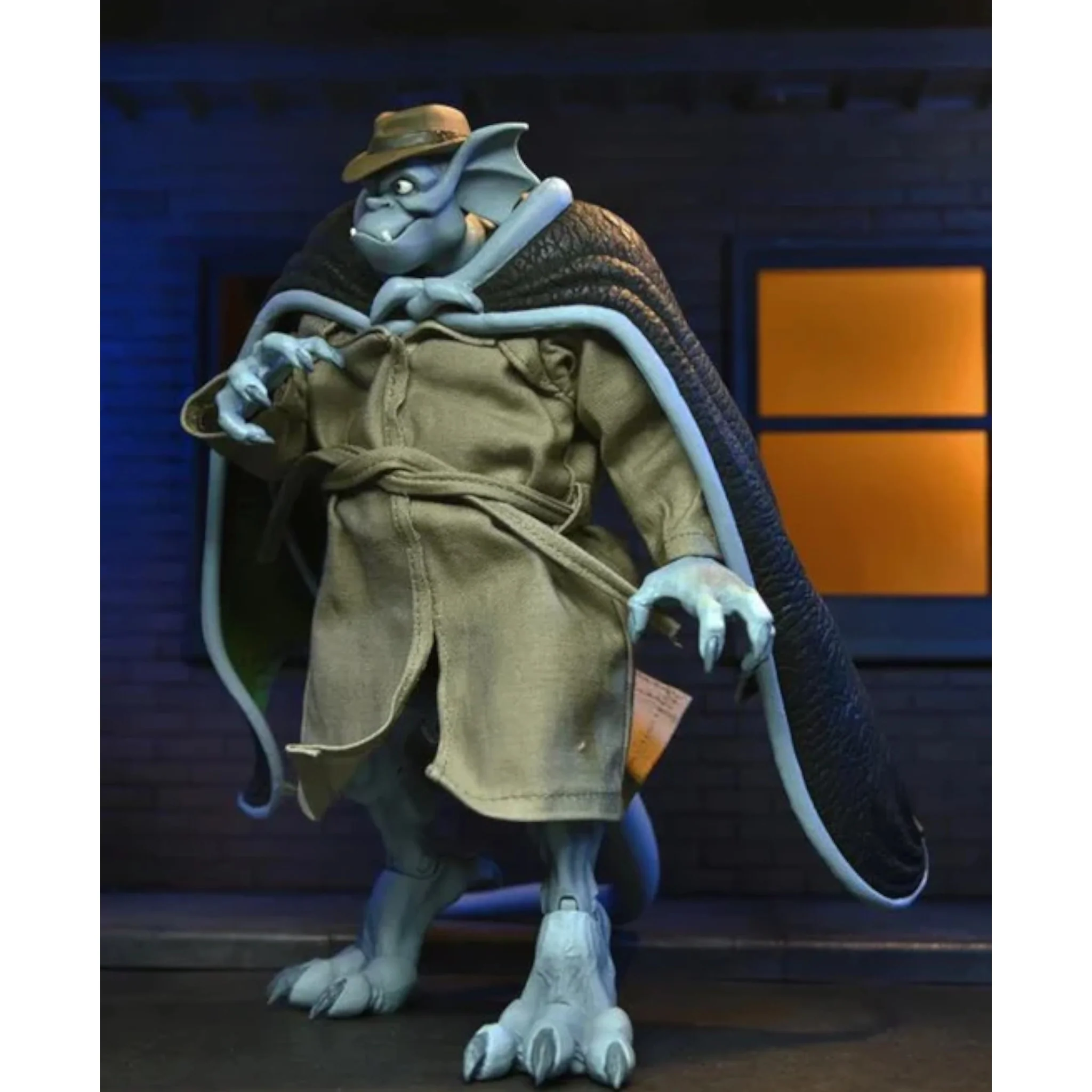 NECA GARGOYLES ULTIMATE BROADWAY "SILVER FALCON" ACTION FIGURE - Image 6