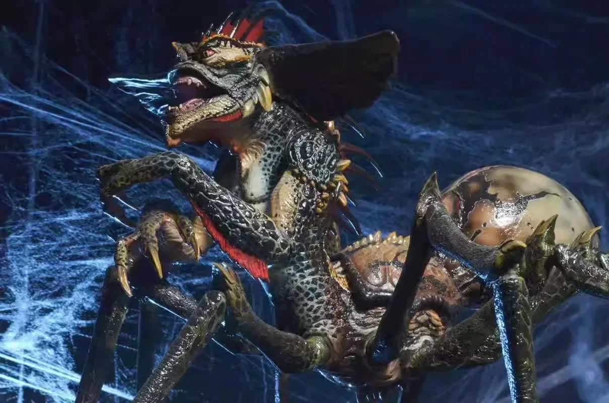 NECA - GREMLINS 2 SPIDER GREMLIN DELUXE ACTION FIGURE - Image 4